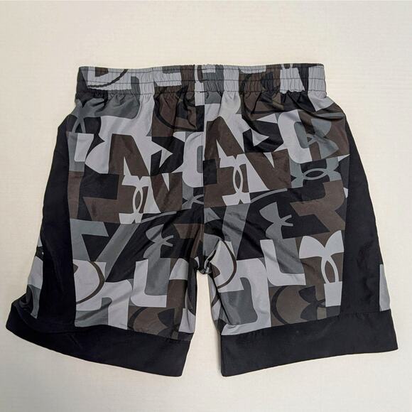 Under Armour Shorts Bundle | Boys L - Picture 4 of 7